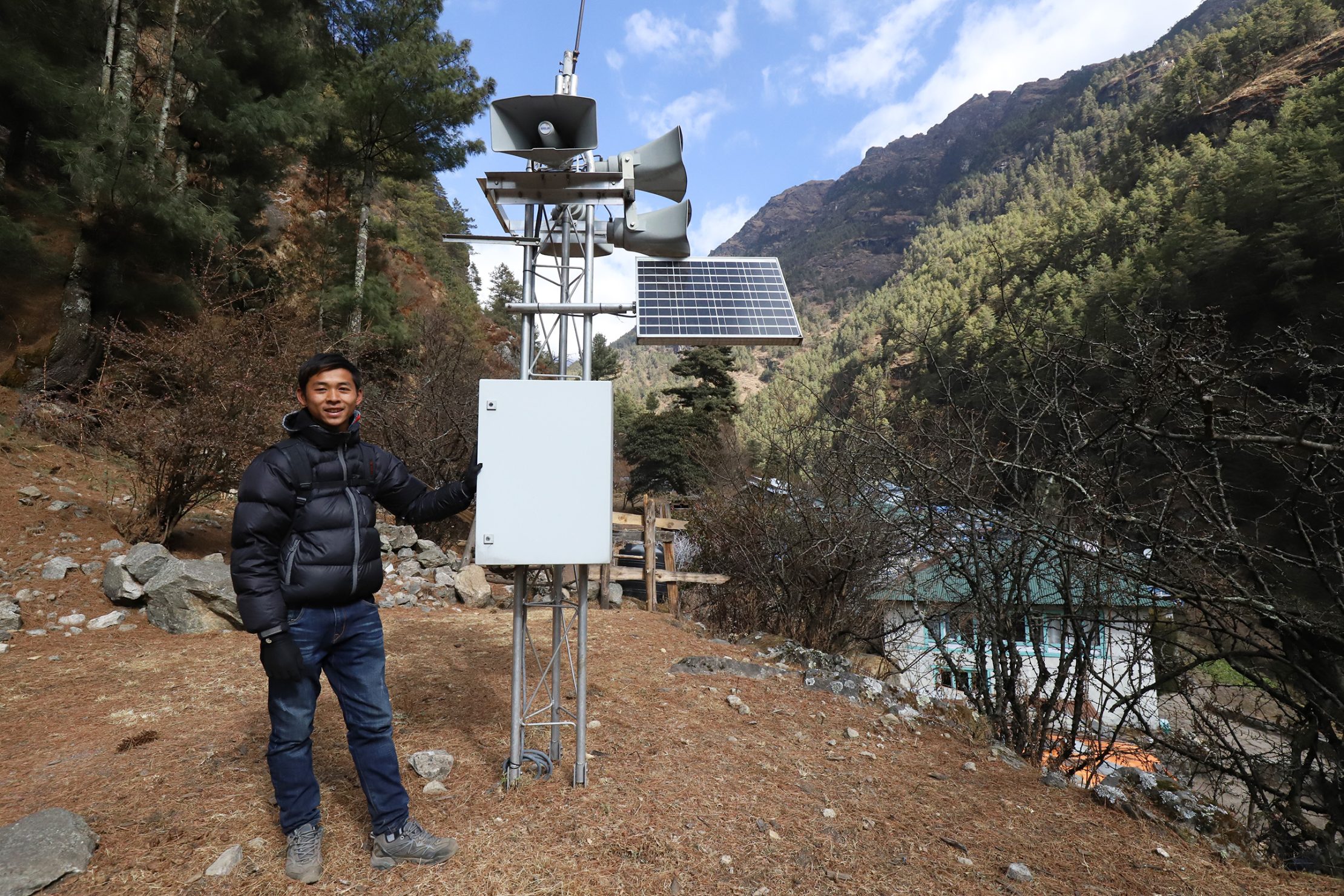 Nepal – Solar-powered early-warning siren
